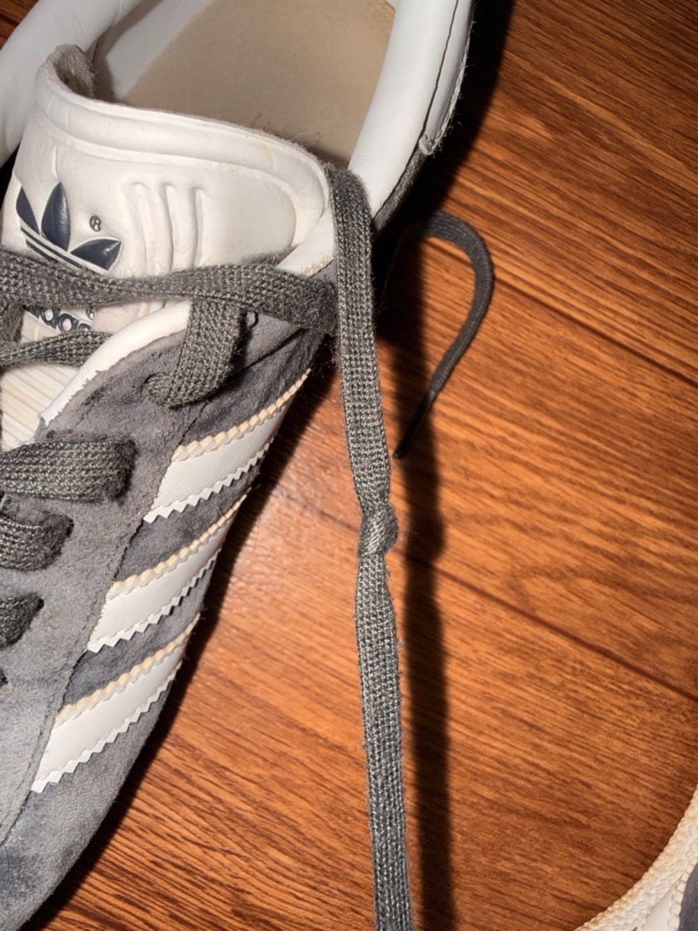 Adidas Gazelle Dark Gray Shoes Size Womens 7 kids 5 - Picture 6 of 8